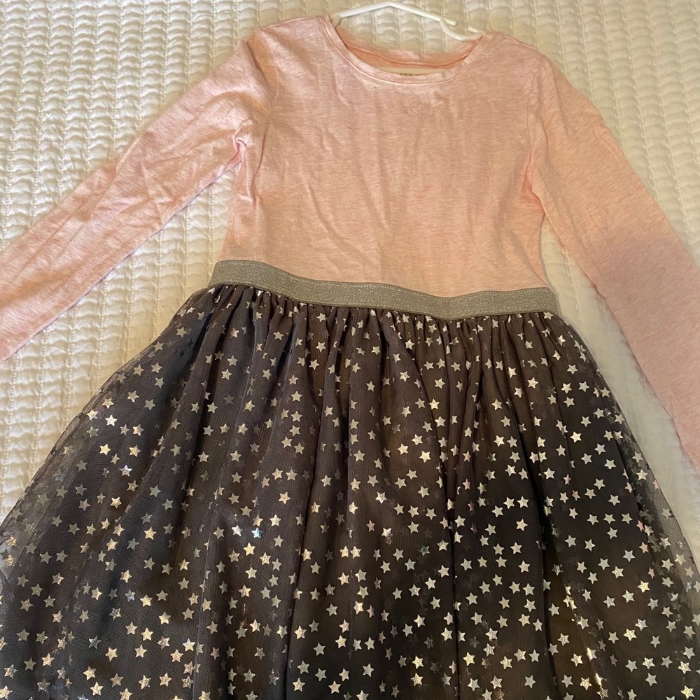 Girl’s dress